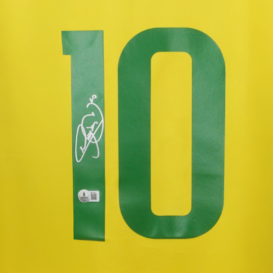 Neymar Jr Signed Brazil FC Home Soccer Jersey #10 with Beckett COA